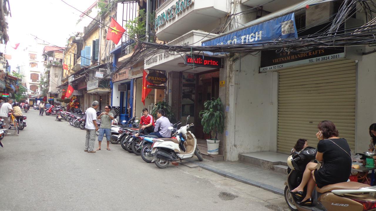 Halley Hostel Hanoi Bagian luar foto